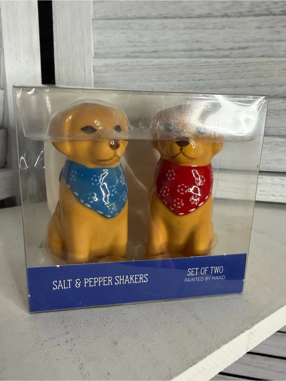 Salt & Pepper Dog Shaker Set - Blue and Red Bandanas